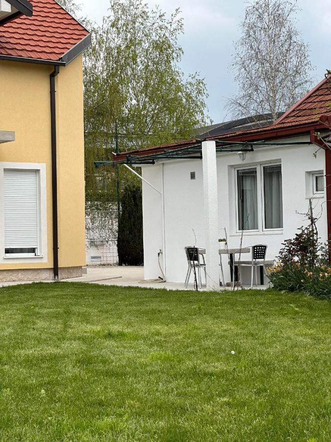 Apartmani Emily & Jully Niksic Exterior photo