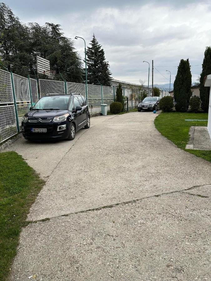 Apartmani Emily & Jully Niksic Exterior photo