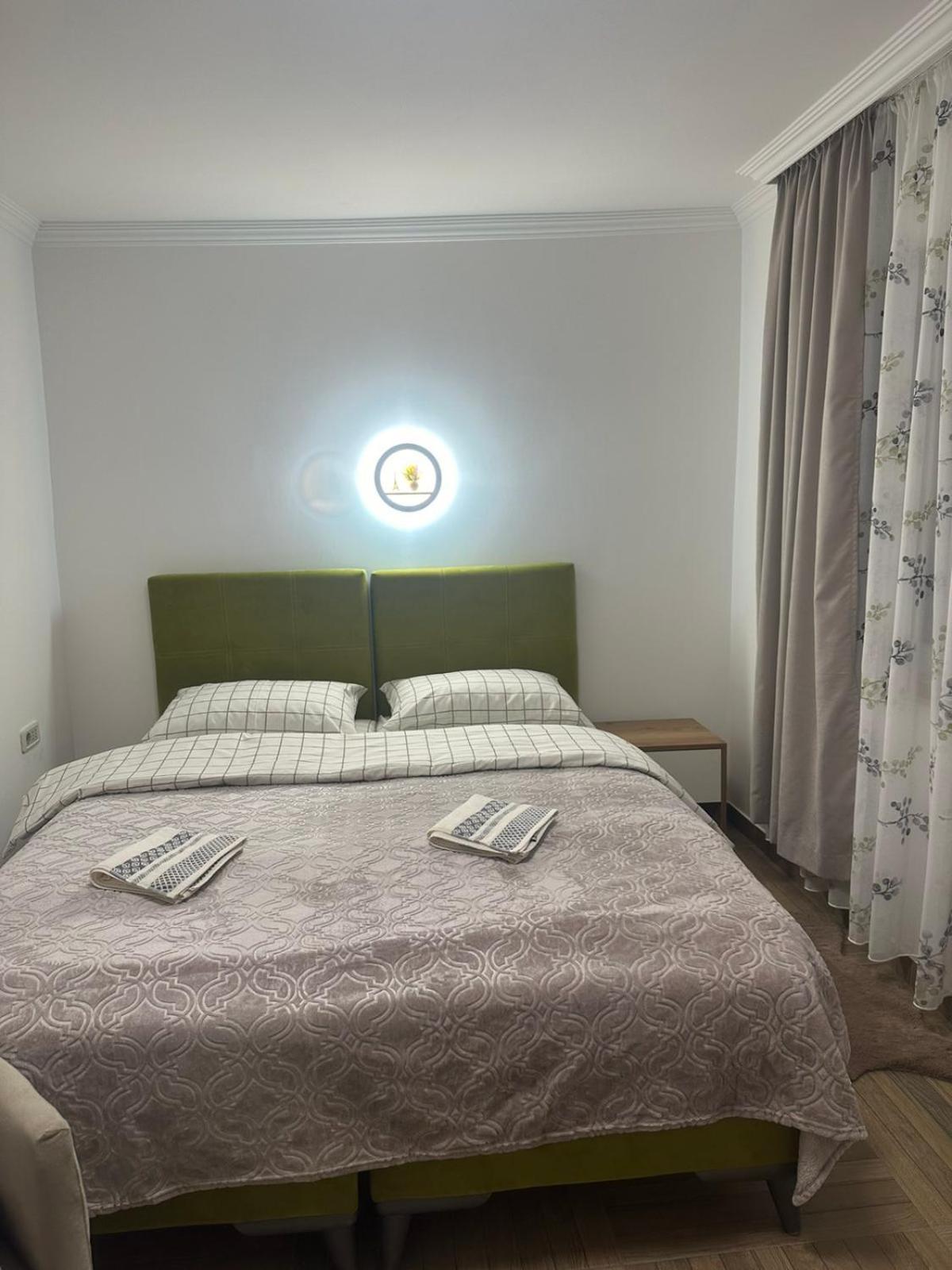 Apartmani Emily & Jully Niksic Exterior photo